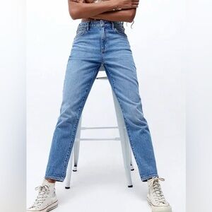 PacSun Classic Blue Denim Mom Jeans- SZ 27